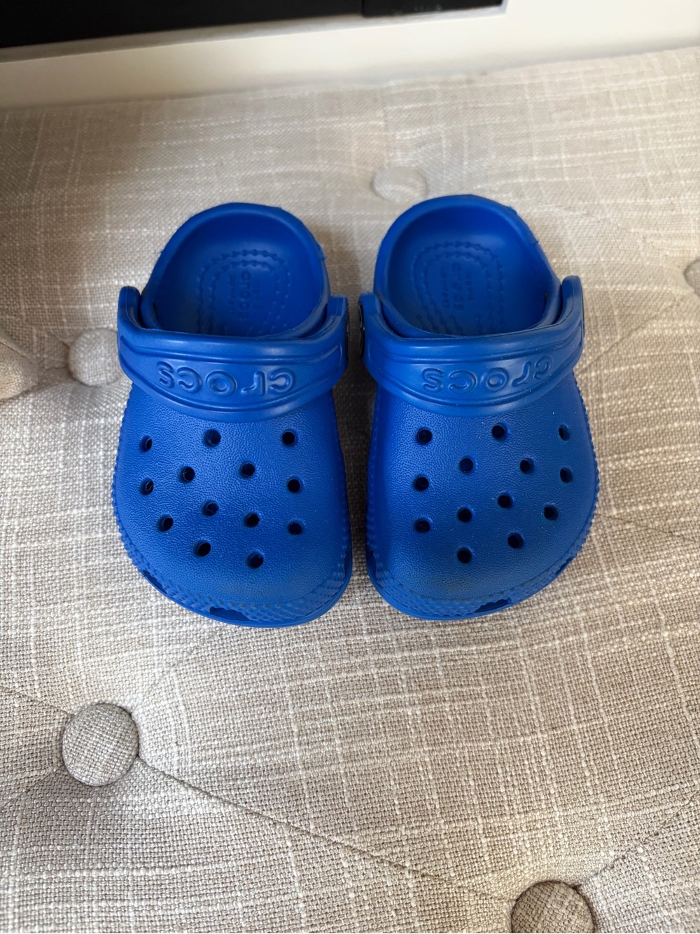 CROCS Kids Classic Clog in Bright Blue